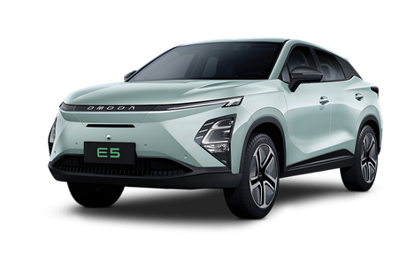 Carro esportivo conversível MG Cyberster vermelho, vista em ângulo.