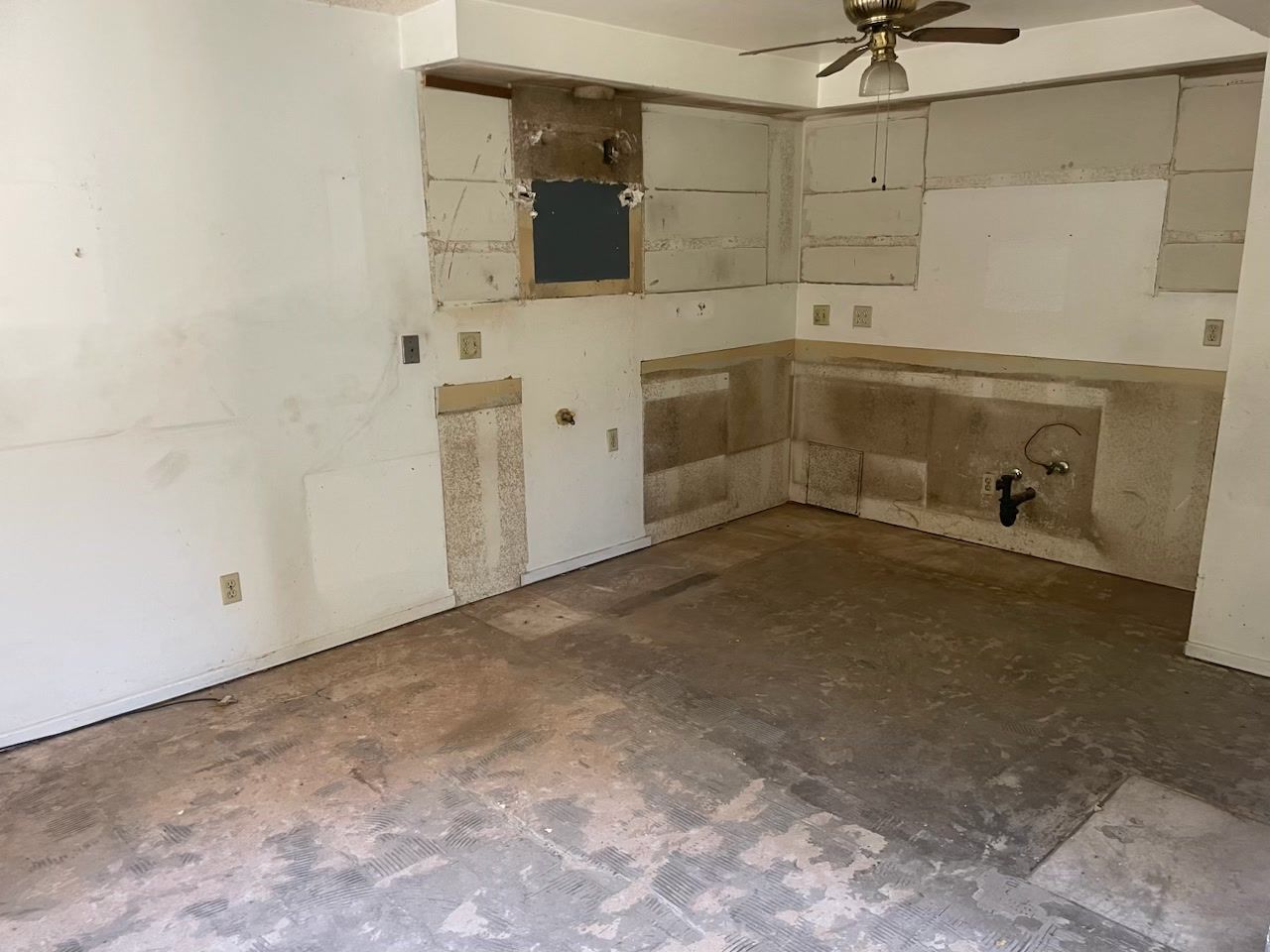 Junk Removal, Junk Removal Near Me, Junk Removal Company, Junk Removal Company Near Me, Resdential Junk Removal, Commercial Junk Removal, Hemet Junk Removal, Murrieta Junk Removal, Beaumont Junk Removal, Banning Junk Removal, Riverside Junk Removal, San Bernardino Junk Removal, Canyon Lake Junk Removal, Perris Junk Removal, San Jacinto Junk Removal, Rock Hauling, Rock Delivery, Dirt Hauling, Dirt Delivery, Gravel Hauling, Gravel Delivery, Sand Hauling, Sand Delivery, Property Cleanouts, Hoarder Cleanouts, Yard Clean Up, Palm Tree Cleanups, Stump Removals, Landscaping, Landscaper Near Me, Hemet Landscaping, Murrieta Landscaping, Beaumont Landscaping, Banning Landscaping, Riverside Landscaping, San Bernardino Landscaping, Canyon Lake Landscaping, Perris Landscaping, San Jacinto Landscaping, Lawn Maintenance, Weed Wacking, Mowing, Lawn Care, Tree Installation, Bush Installation, Demolition, Demolition Near Me, Hemet Demolition, Murrieta Demolition, Beaumont Demolition, Banning Demolition, Riverside Demolition, San Bernardino Demolition, Canyon Lake Demolition, Perris Demolition, San Jacinto Demolition, Wall Demolition, Concrete Demolition, House Demolition, Roof Demolition, Tile Removal, Cabinet Removal, Floor Removal, Carpet Removal, Patio Removal, Menifee CA, Temecula CA, Winchester CA, Homeland CA, Perris CA, Canyon Lake CA, Murrieta CA, Lake Elsinore CA, Fallbrook CA, Beaumont CA, Cabanzon CA, Moronga CA, Banning CA, Cherry Valley CA, Yuciapa CA, French Valley CA, Redlands CA, Moreno Valley CA, Riverside CA, San Bernardino CA