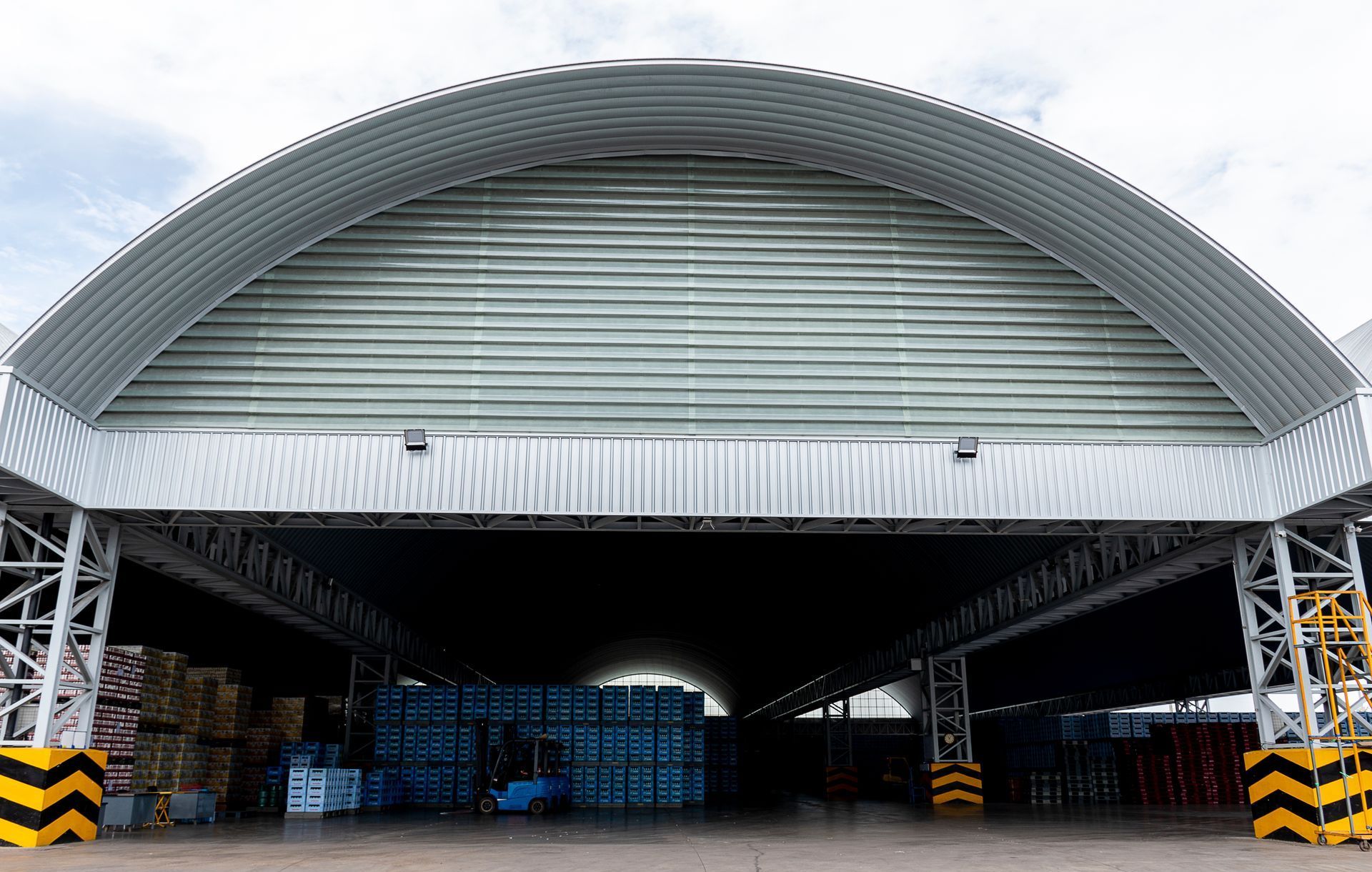 Metaliniai angarai Metaliniai angarai