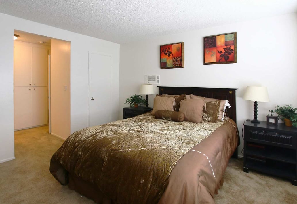 Bedroom | Mariposa Apartments