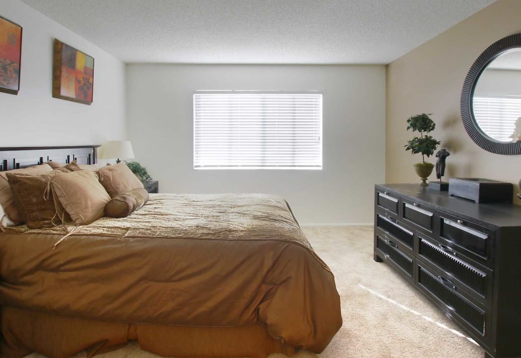 Bedroom | Mariposa Apartments