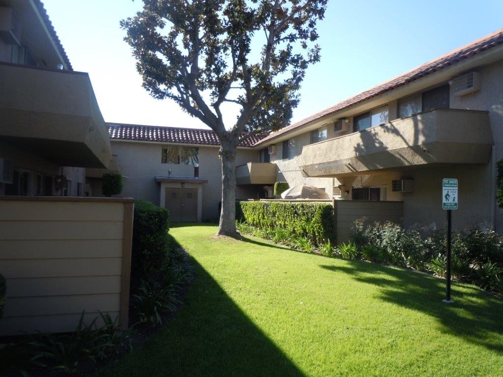 Exterior | Mariposa Apartments