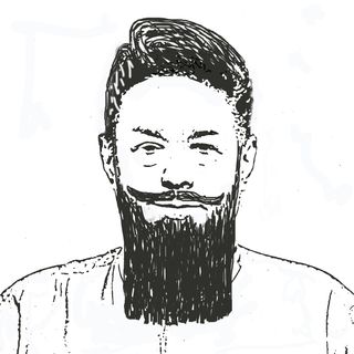 Bearded Copywriter English Copywriter