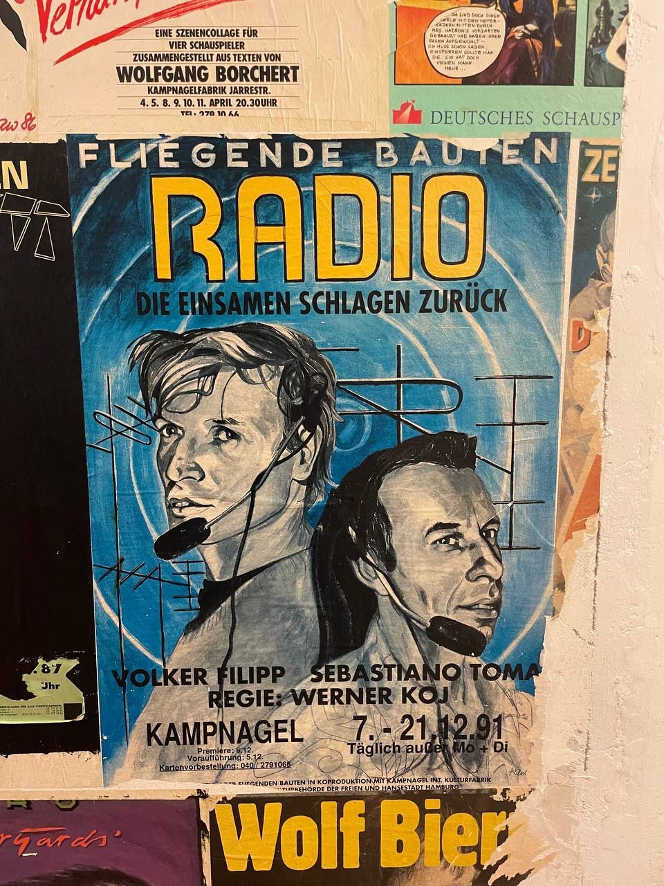 Sebastiano Toma und Volker Filipp in RADIO. Fliegenden Bauten Kampnagel 1991