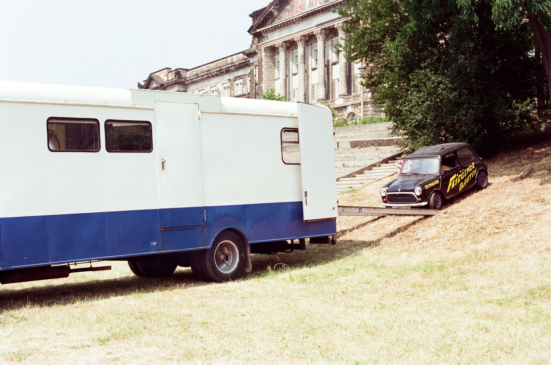 Sebastiano Toma-Fliegende Bauten-Dresden 1990