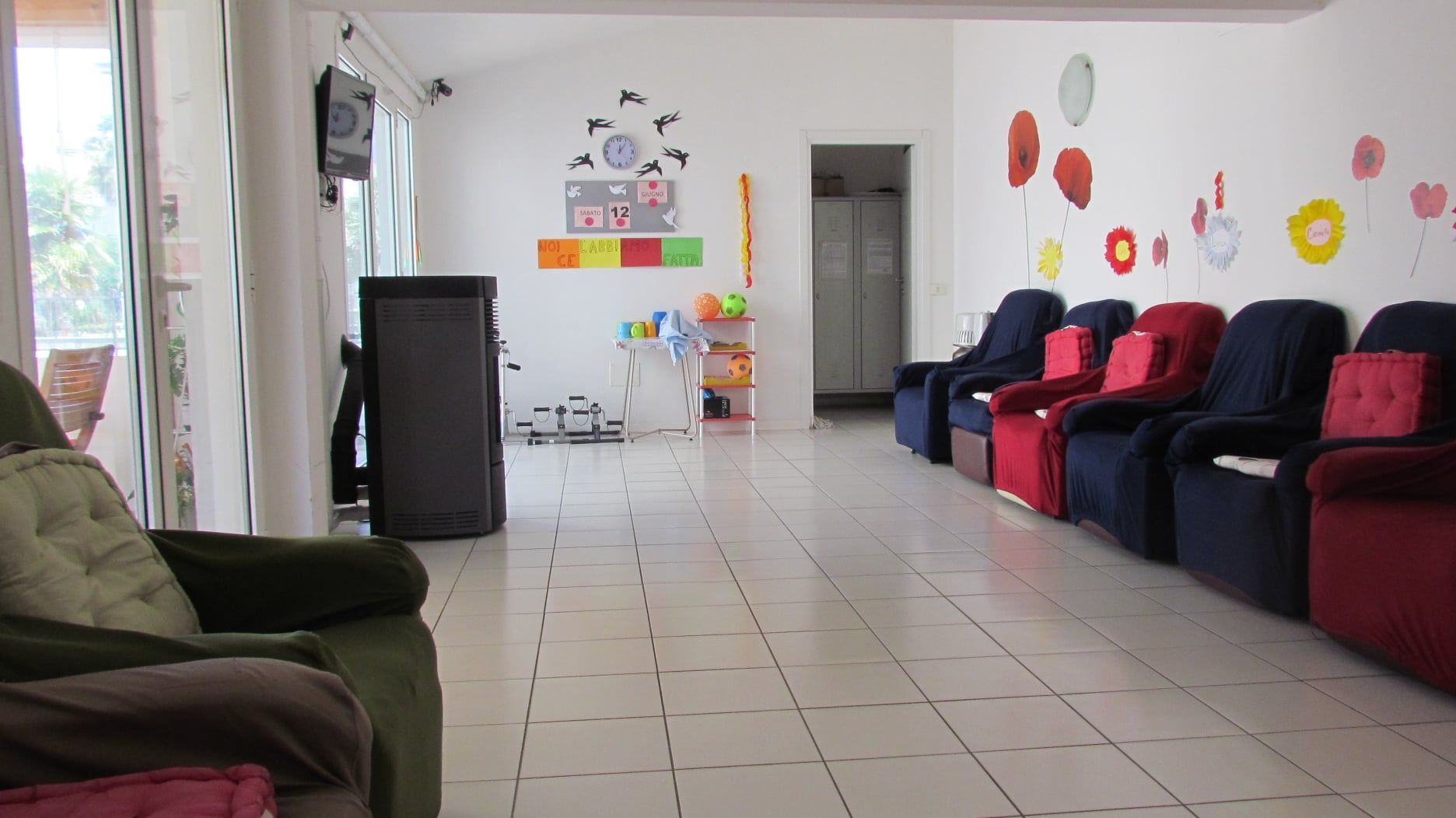 Stanza comune con poltrone