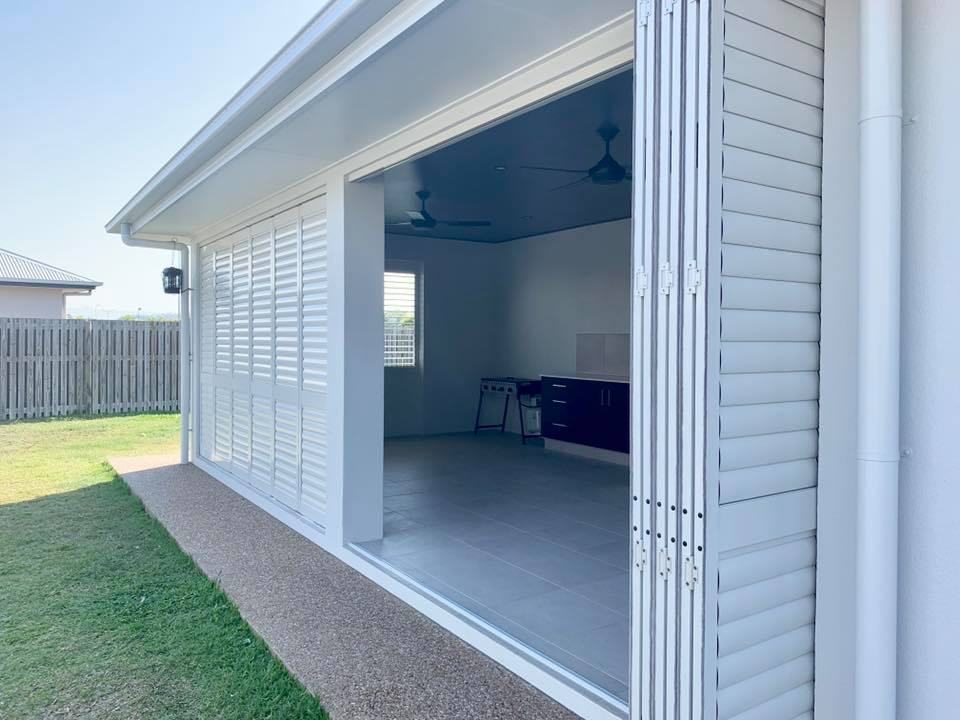 White External Blinds — Window Coverings in Currajong, QLD