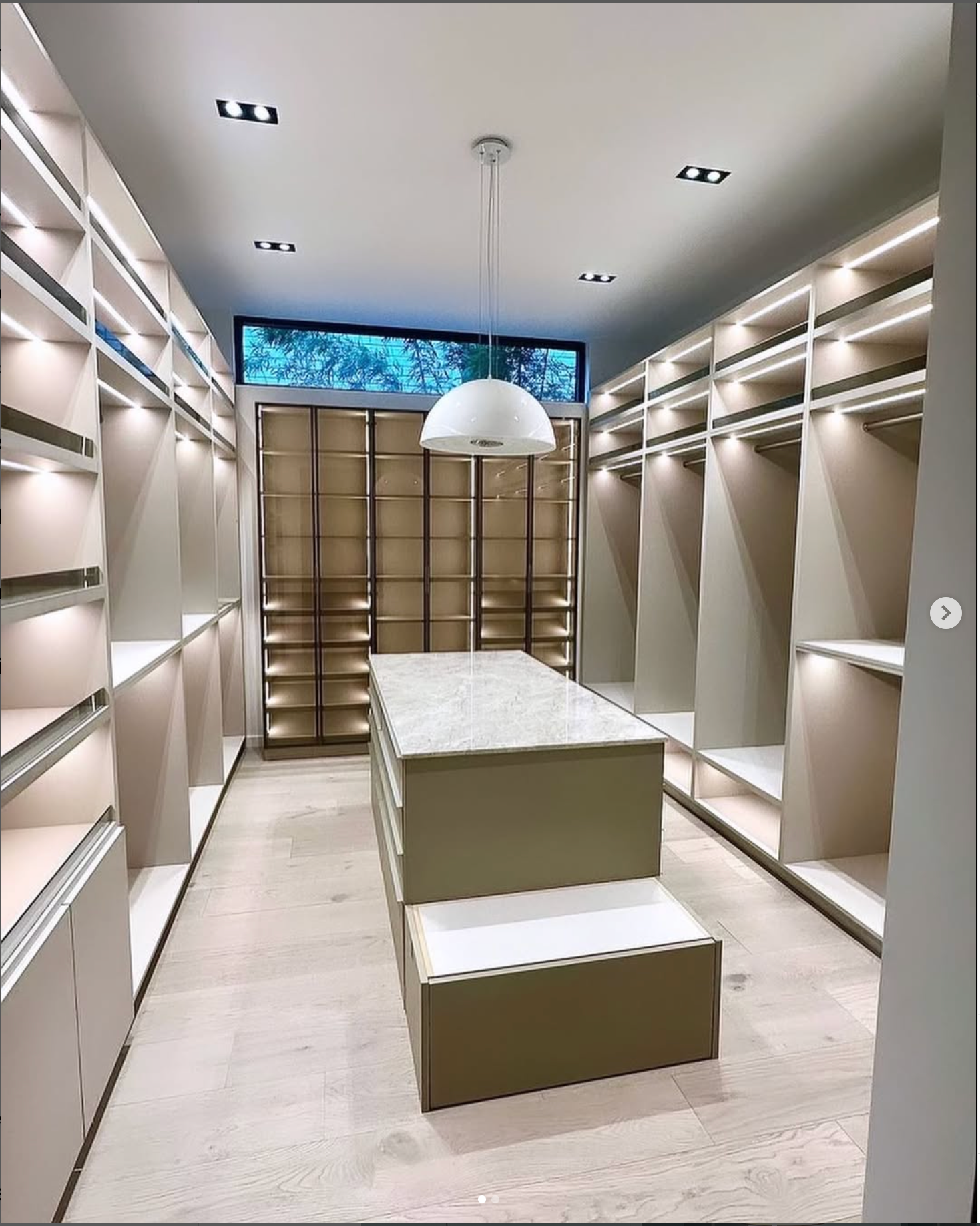 Custom closet