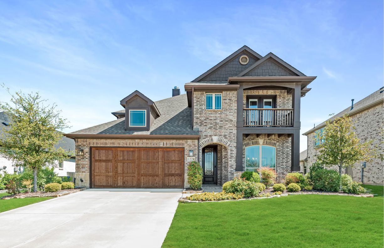 Paul Taylor Homes Neighborhood Entrance | Devonshire Living | Forney, TX 75126