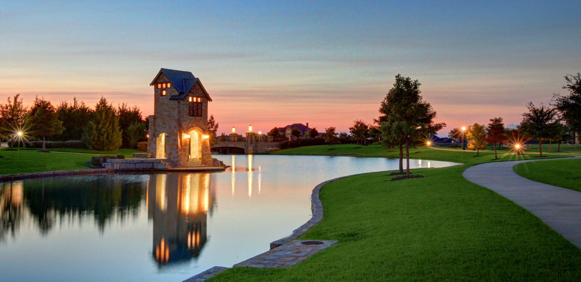 Devonshire Tower at Night | Devonshire Living | Forney, TX 75126