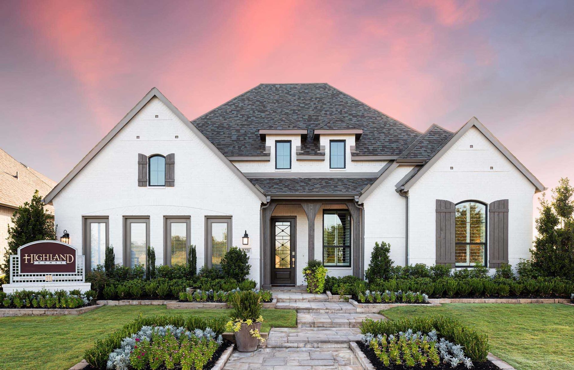 Paul Taylor Homes Neighborhood Entrance | Devonshire Living | Forney, TX 75126