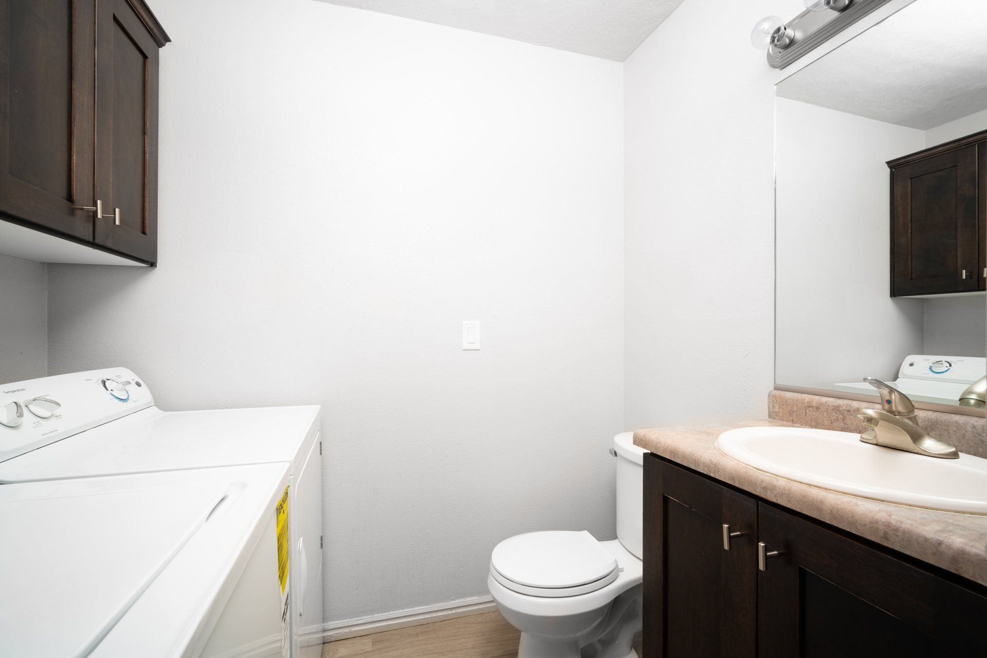 7th & University Apartments. Student housing near Utah Tech. Furnished Student housing. In-unit laundry and fully furnished bedrooms. Resort-style pool and lounge deck. Spacious common areas and study rooms