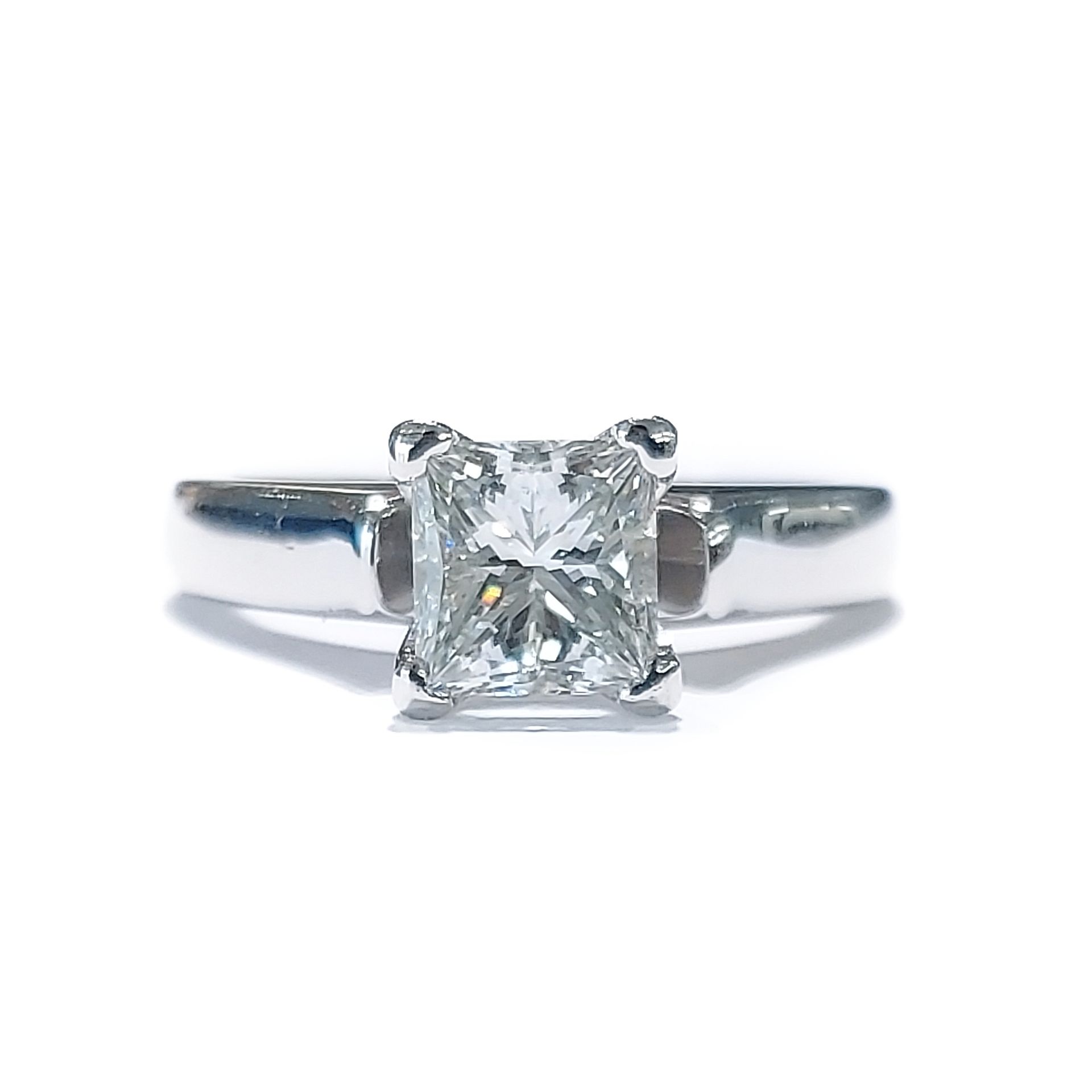 Princess Cut Diamond Ring