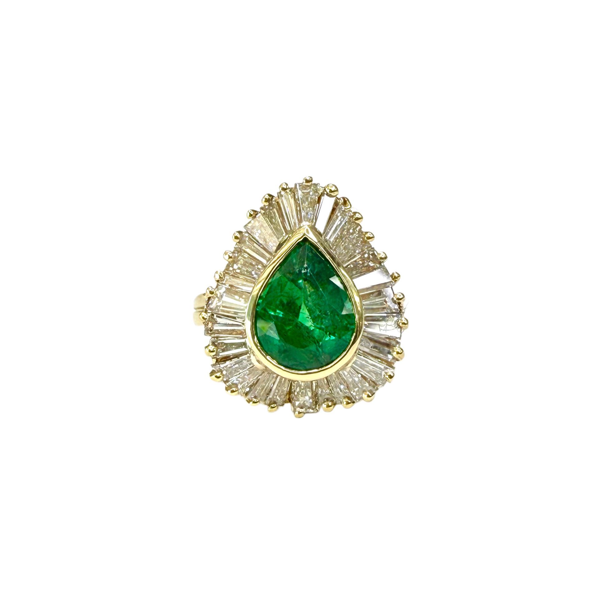 Emerald & Diamond Ring