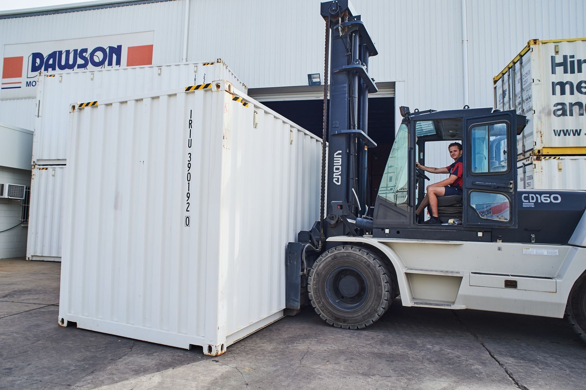 Removalist Using Forklift