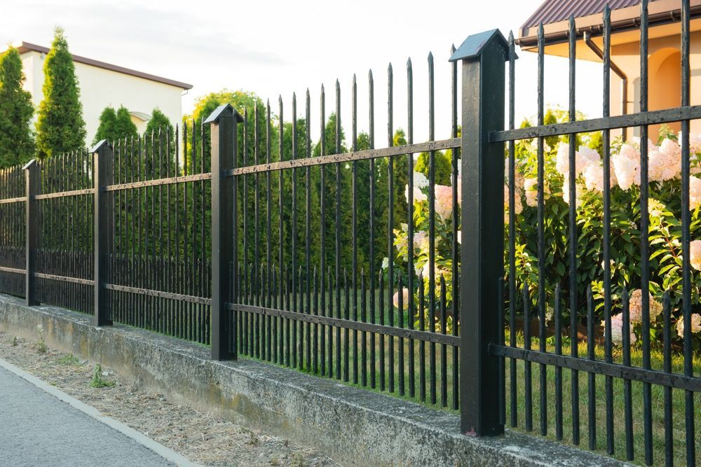 When Is The Best Time To Install A Fence Around Your Home?