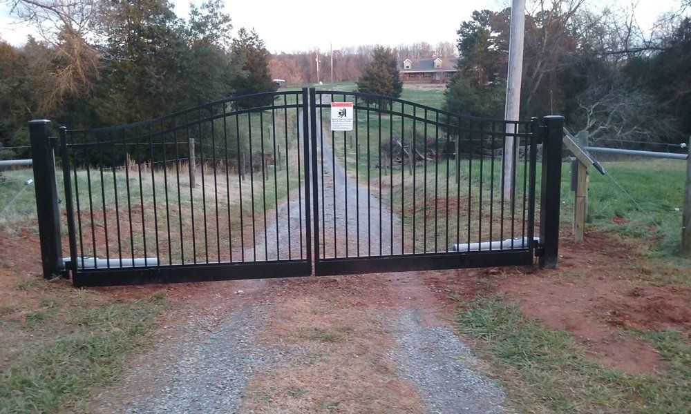 New Gate — Vale, NC — Catawba Valley Fence