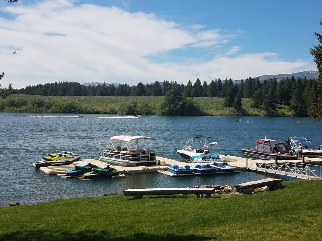 Idaho Boat Airport Parking:  Your Gateway to Water Adventures