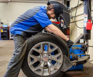 Tire Balancing - Protech Auto Group Inc.