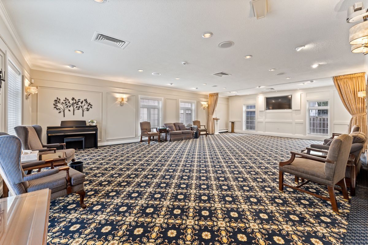 Stonehouse-Whitcomb Chapel | Smith's Funeral Homes