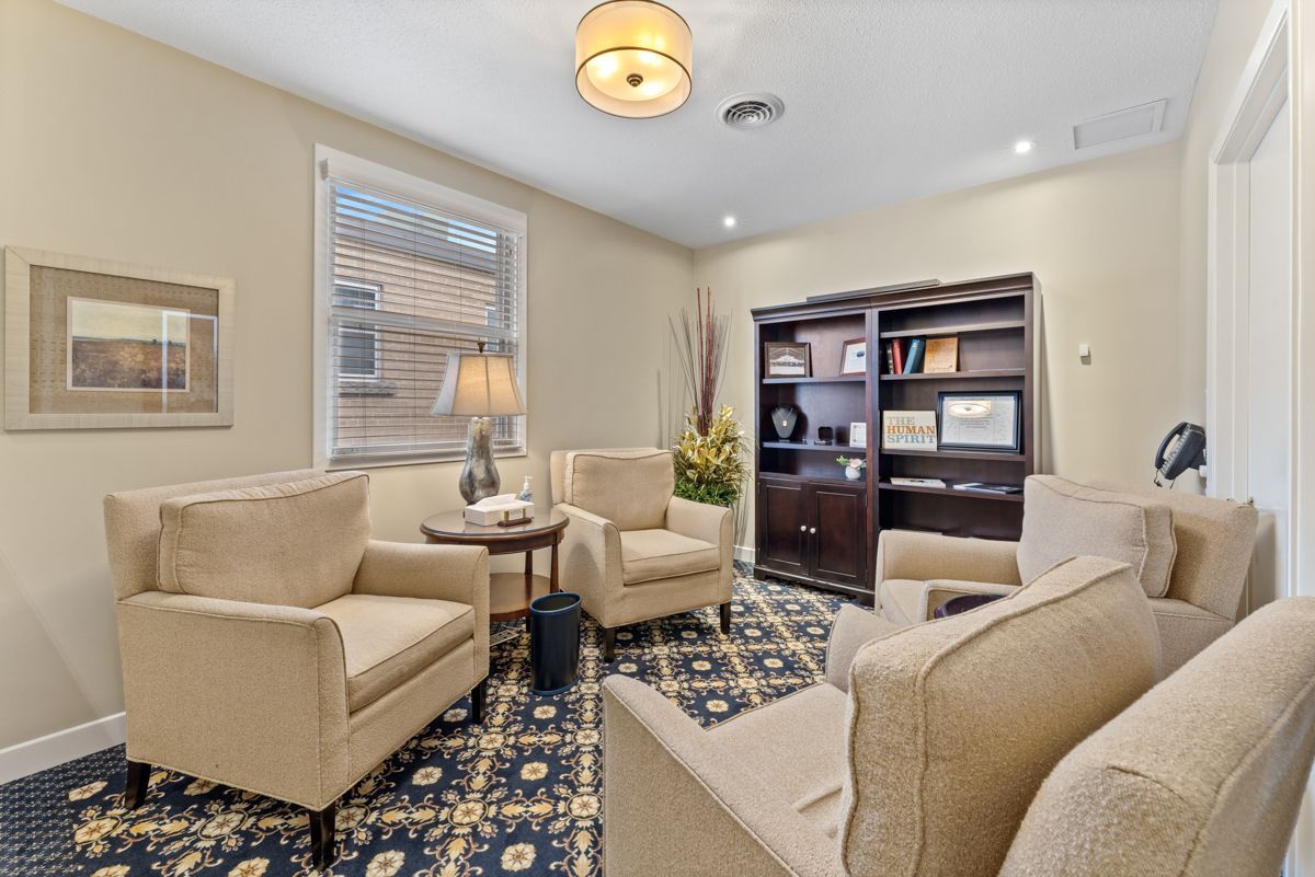 Brant Street Chapel | Smith's Funeral Homes