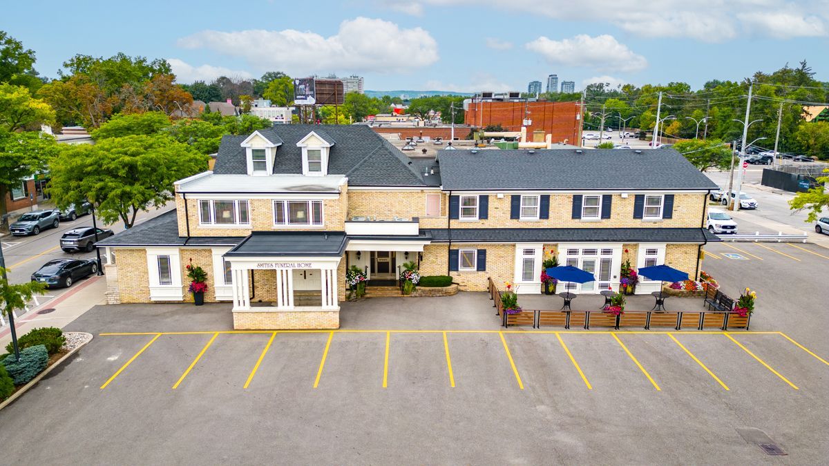 Brant Street Chapel | Smith's Funeral Homes