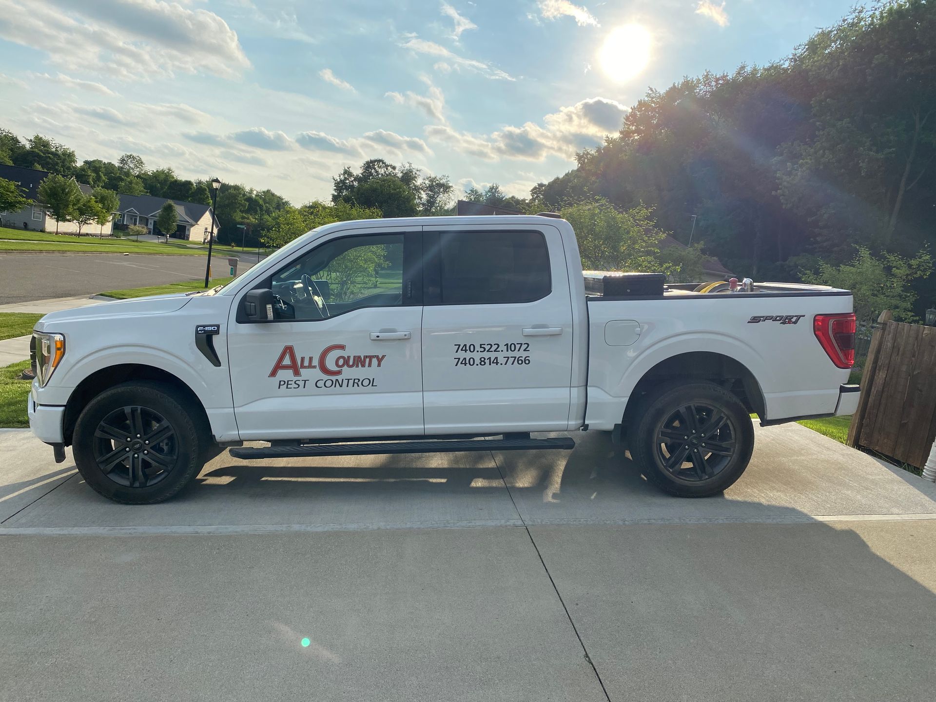 Amazing Car — Newark, OH — All County Pest Control
