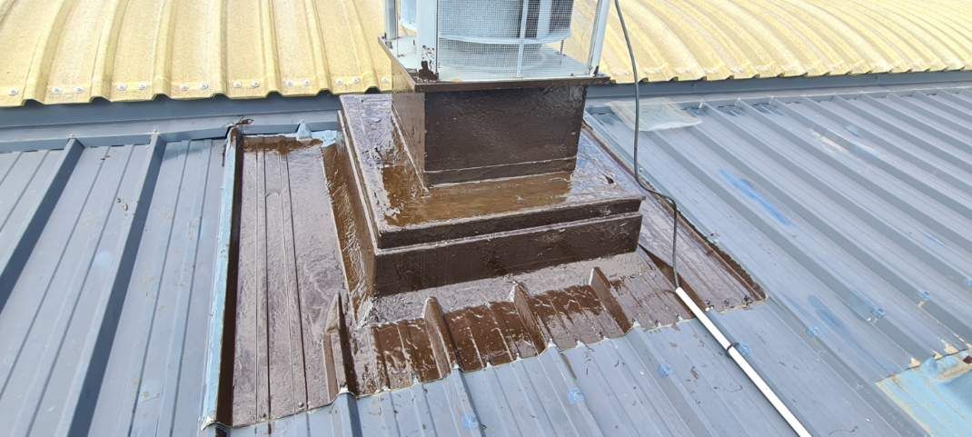 étanchéité d'une toiture métallique