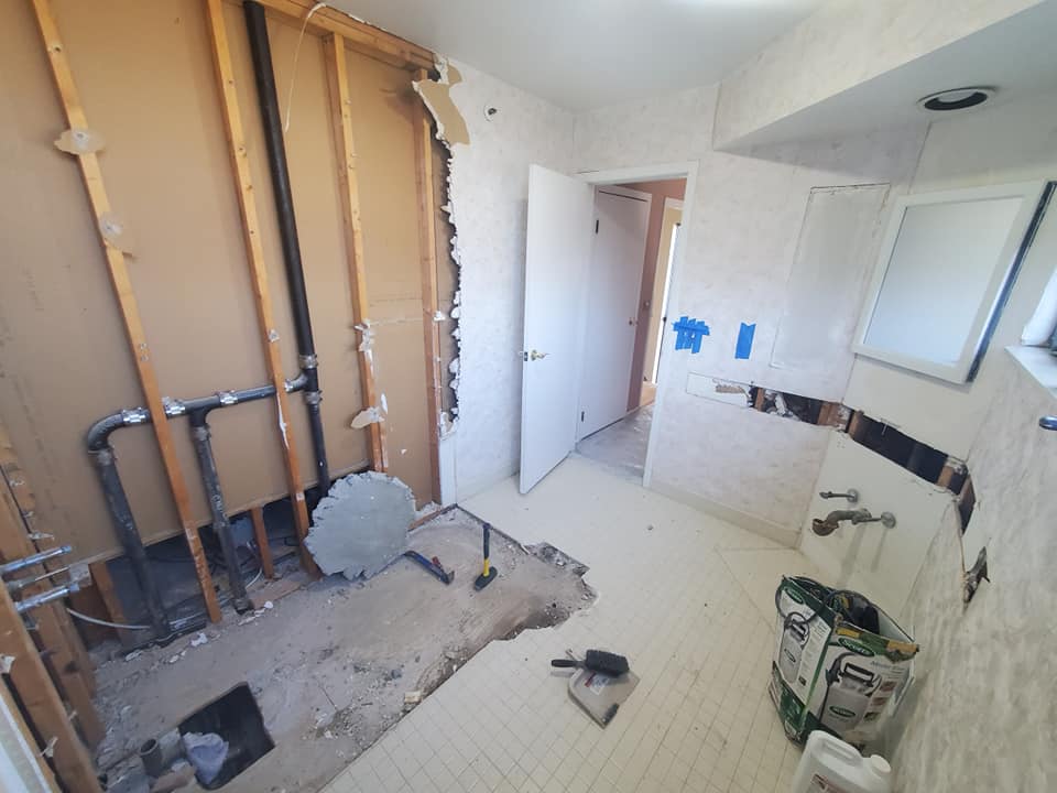 Local Bathroom Remodeling Contractor — Poughquag, NY — Mino’s Painting Inc