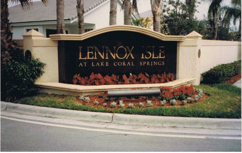 Lennox Isle Entry Wall | Fort Lauderdale, FL | A Sign On Time