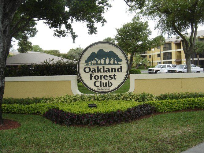 Oakland Forest Club | Fort Lauderdale, FL | A Sign On Time