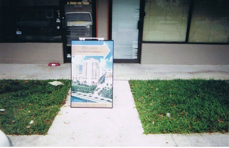 Real Estate Frame | Fort Lauderdale, FL | A Sign On Time