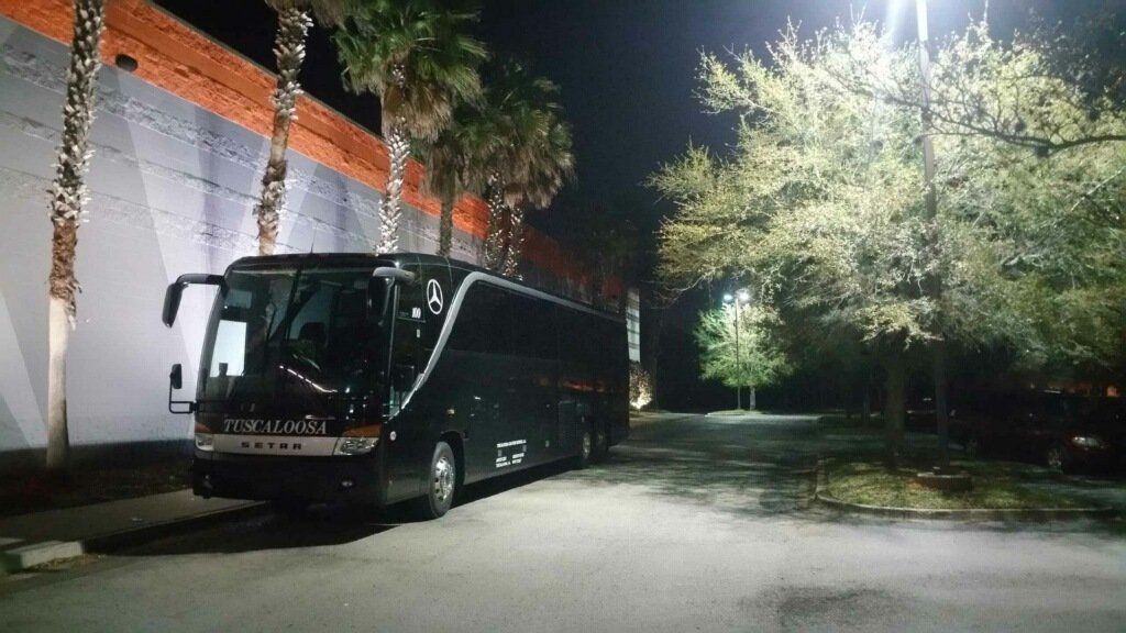 Bus use for transport | Tuscaloosa AL | Tuscaloosa Charter Service