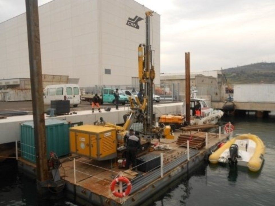 carotaggi per costruzioni nel porto di Ancona