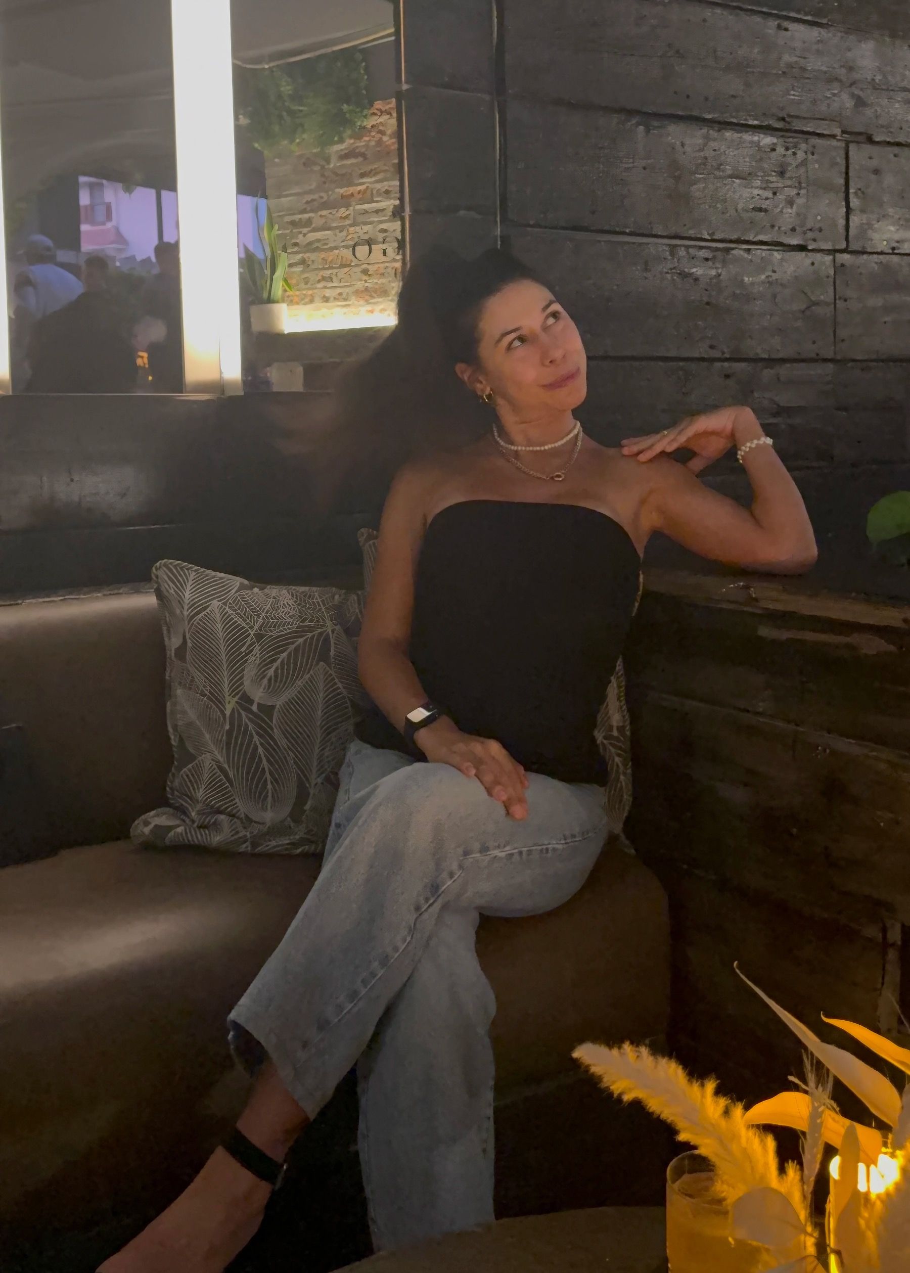 Paige Ellis Green posing in Batanga cocktail lounge on Kloof Street