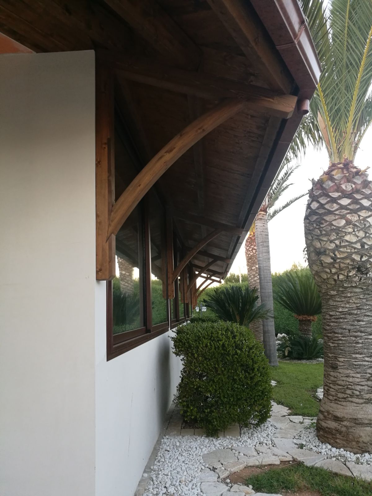 Pensilina ad arco con sporgenza 170cm