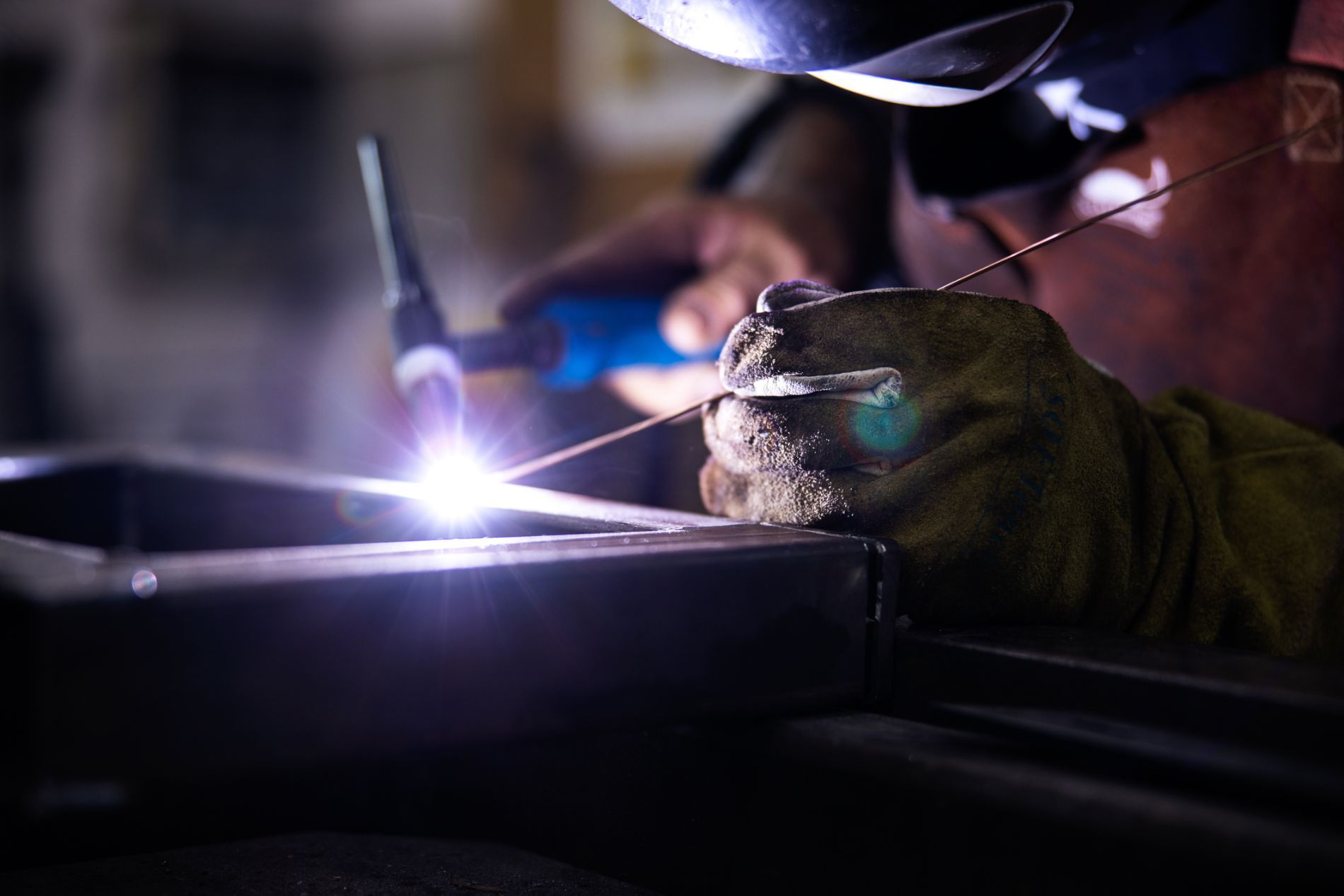 Materiale per saldatura e torce