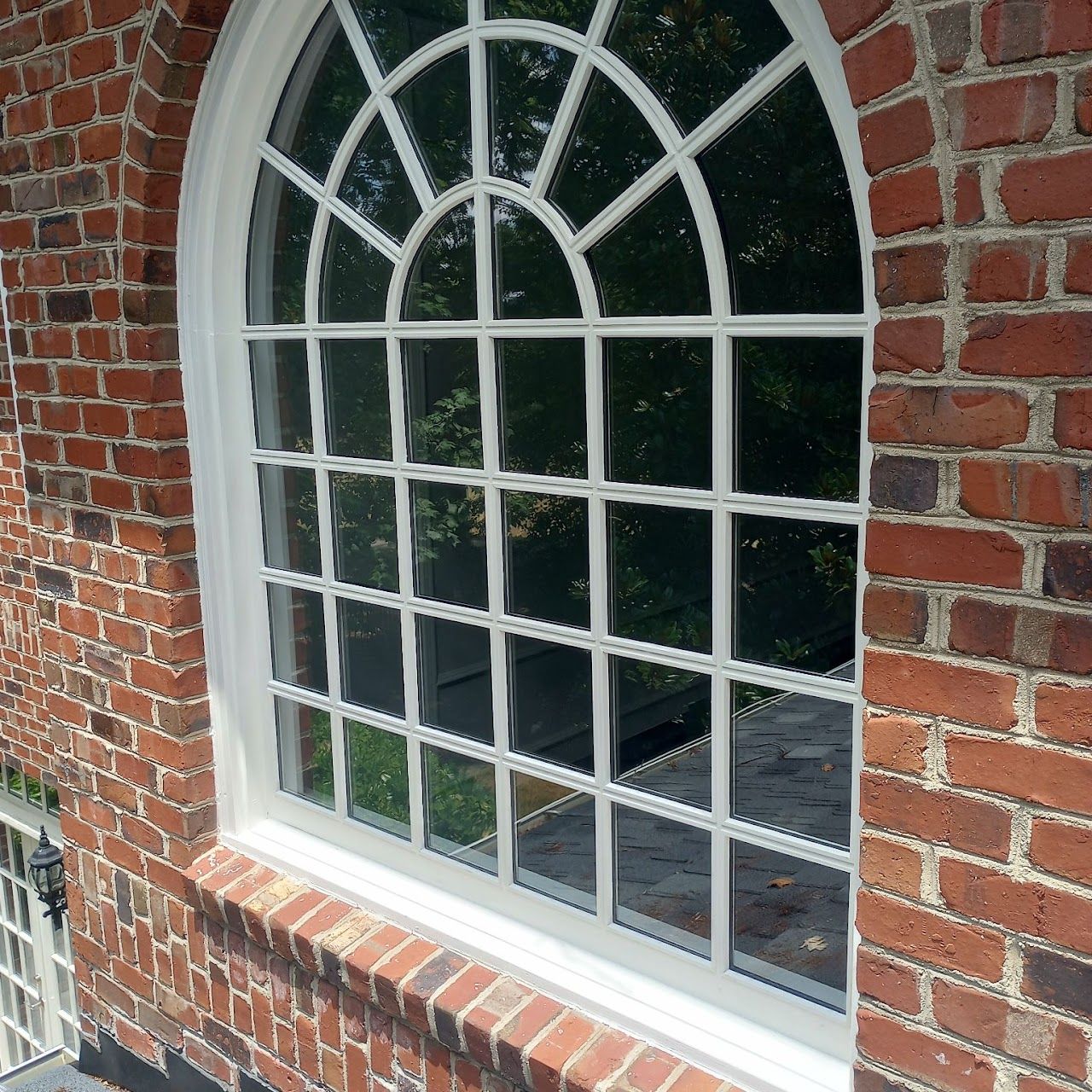 Completely Rebuilt Arched Windows 10