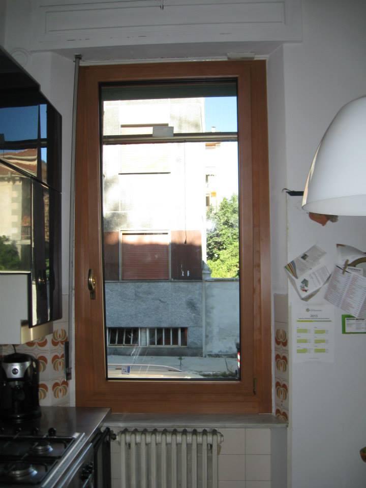 infissi installati all'interno di una casa