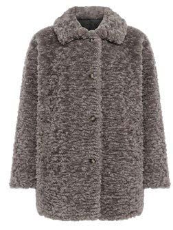 Grauer Teddybärmantel mit Knopfleiste und großem Kragen.