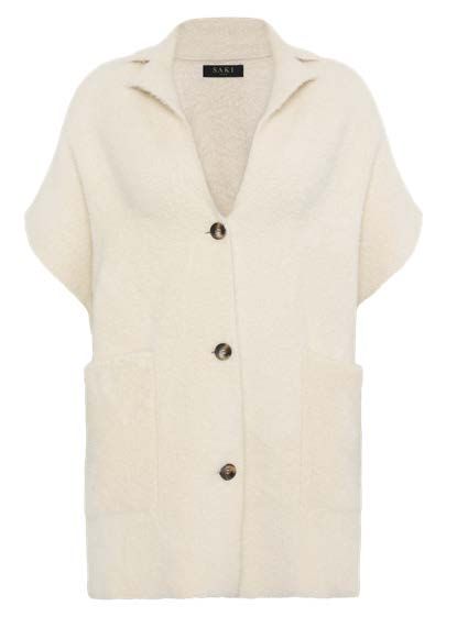 Cremefarbener, kurzärmeliger Teddy-Mantel mit Kragen und drei Knöpfen.
