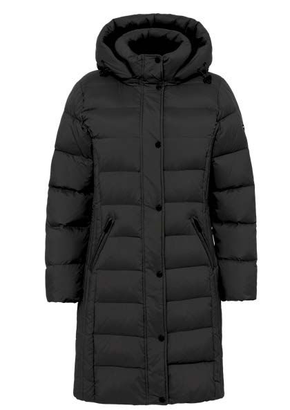 Schwarzer, langer Daunenmantel mit Kapuze.