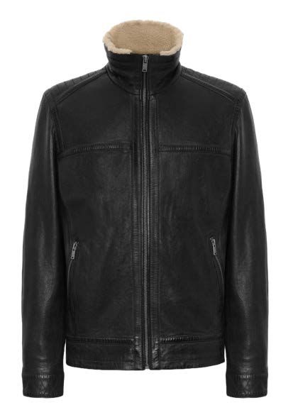 Schwarze Lederjacke mit cremefarbenem Shearling-Kragen und -Futter.