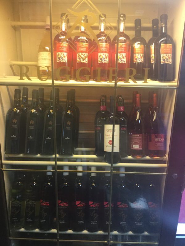 Vini pregiati in esposizione