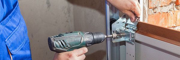 Garage doors installation