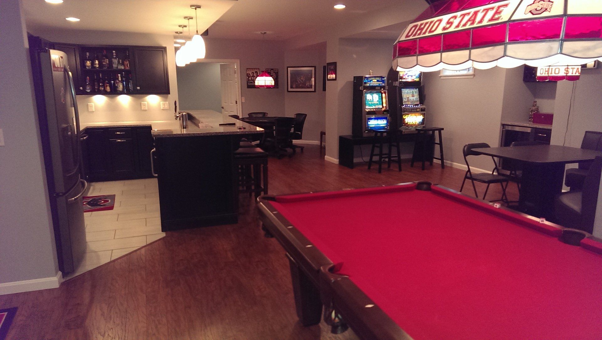 Basement bars —Billiard pool and slot machines in Cincinnati, OH