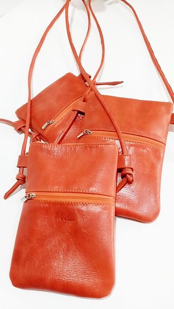Venta, carteras, bolsos, maletines, ventas, modelos, importadora, mujer,  Billeteras, bolsos de cuero, correas, regalos, comercializadora,  distribuidora.