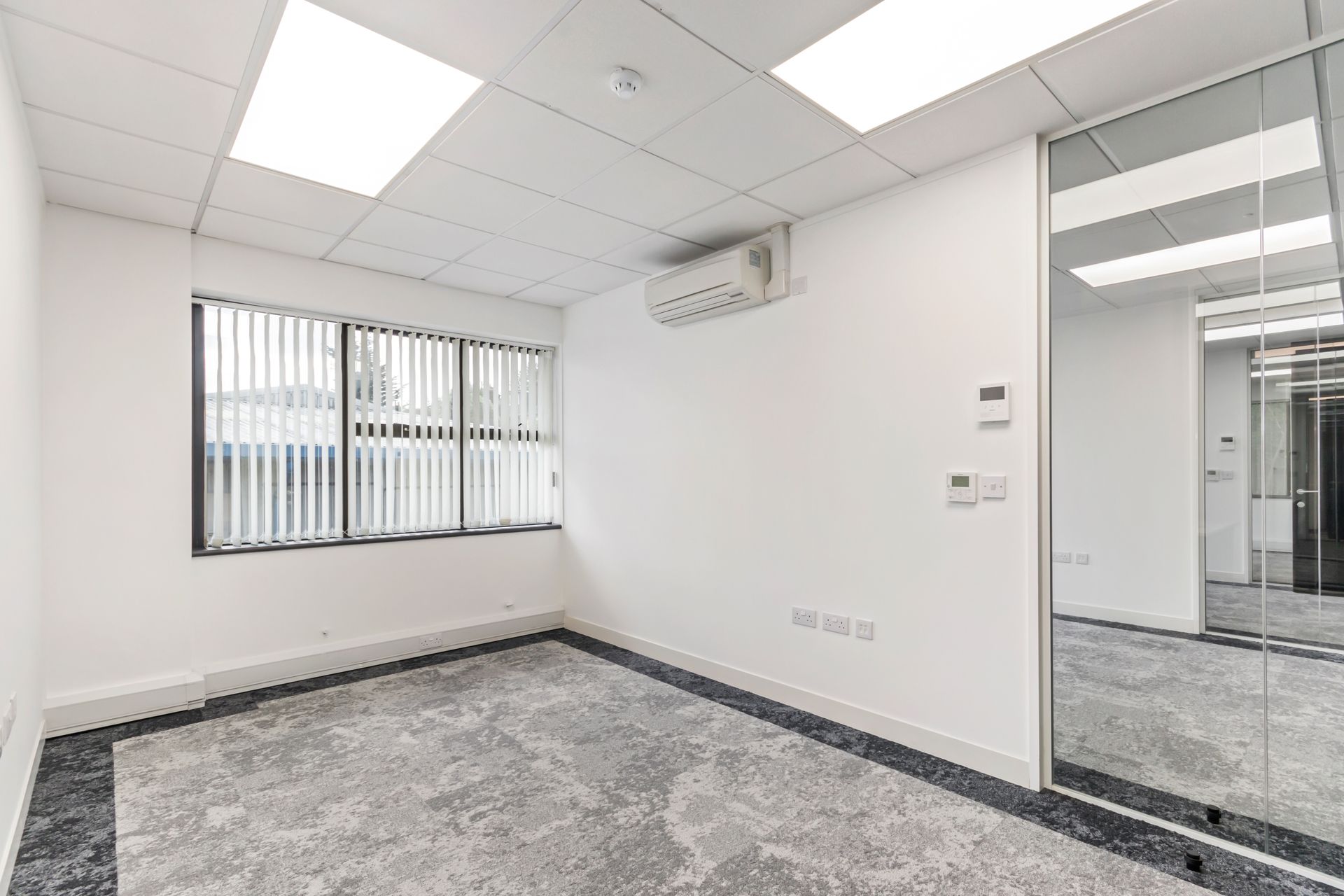 offices with air conditioning for rent in Farnham
