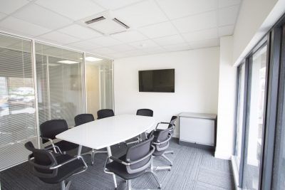 Coworking with private meeting rooms