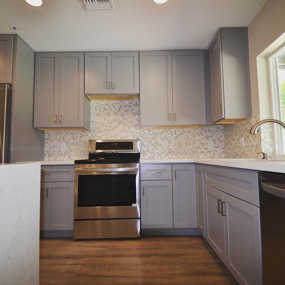 Modern Kitchen Oven — Hard Rock Tile & Stone — Phoenix, AZ